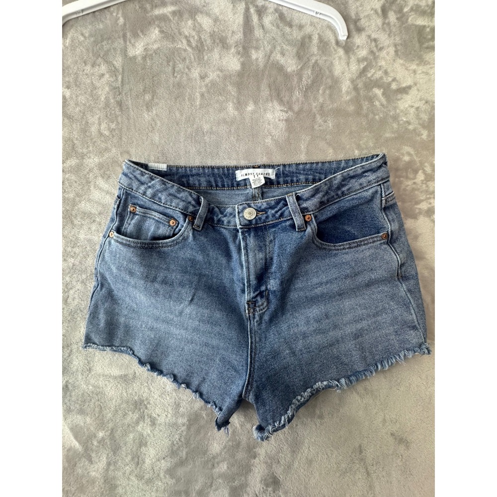 Almost Famous Womens High Rise Frayed Denim Shorts Medium Wash Blue Size 11
